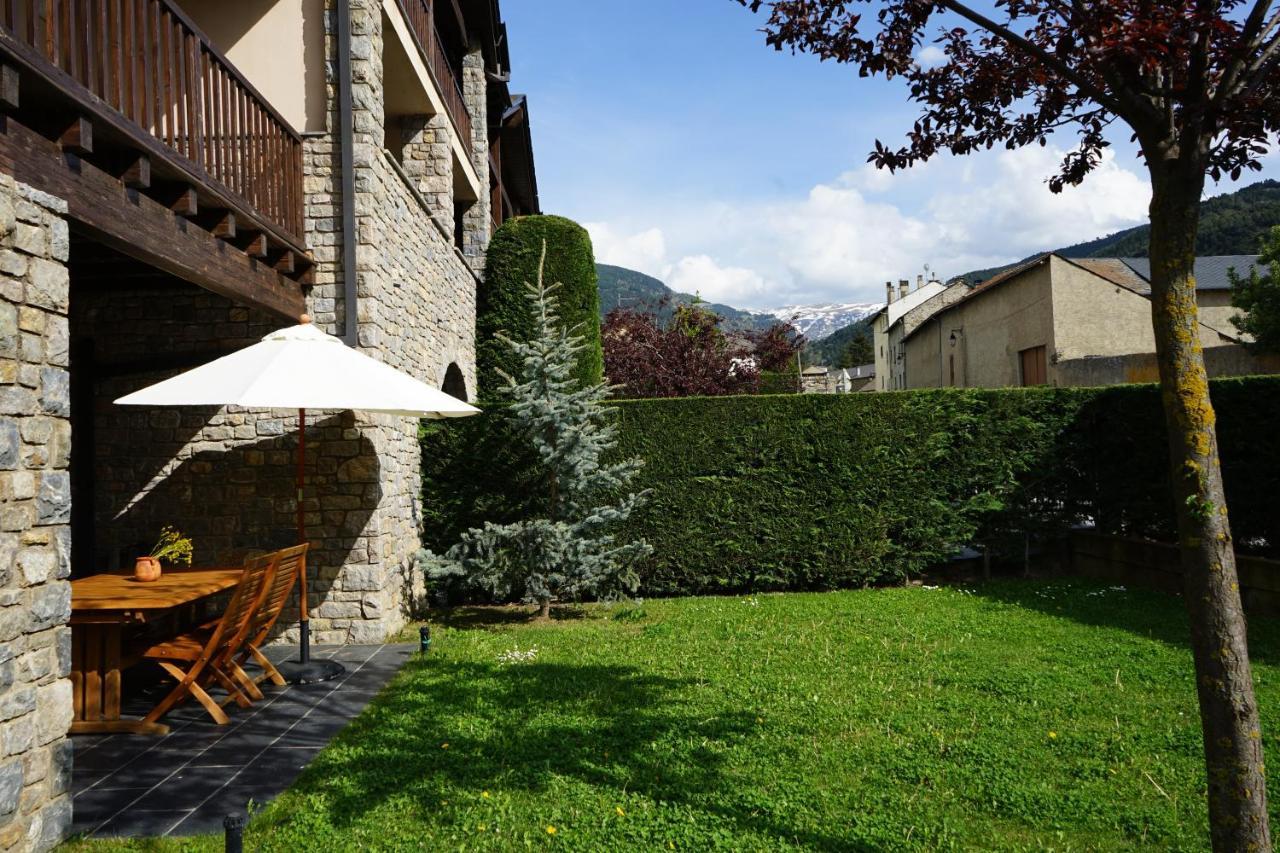 Apartamento Con Jardin En La Cerdanya Err Luaran gambar